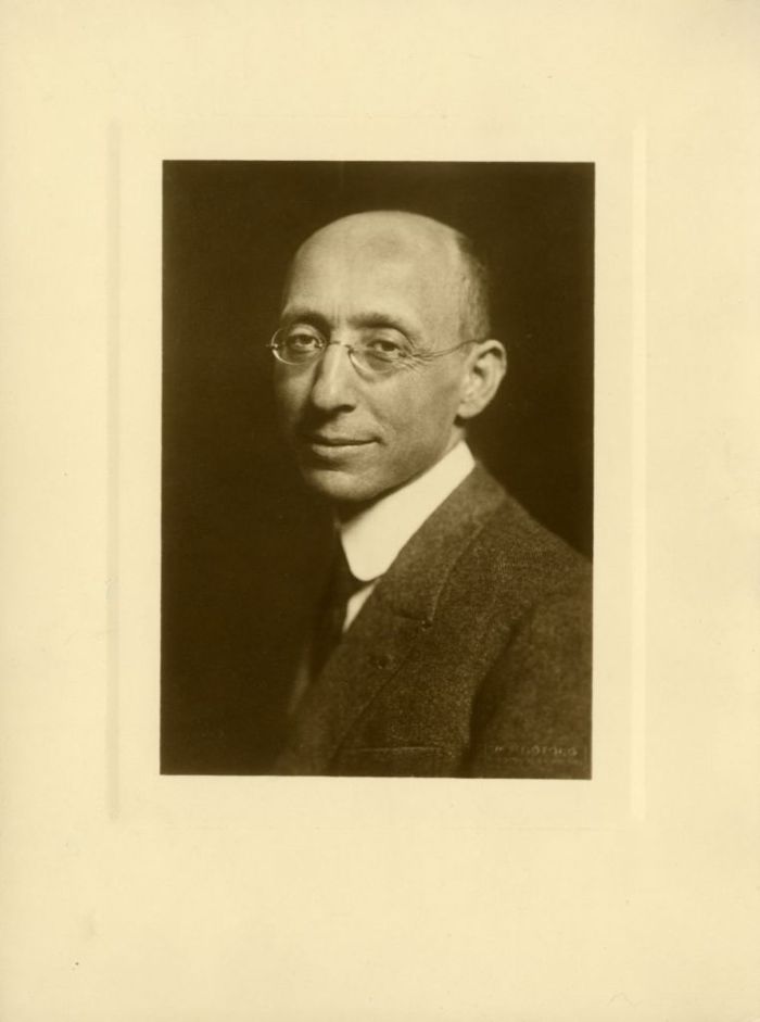 Fotografo non identificato, Ritratto di Carlo Besta, 1929 (Archivio dell’Istituto Besta, inv. BST_114_2)