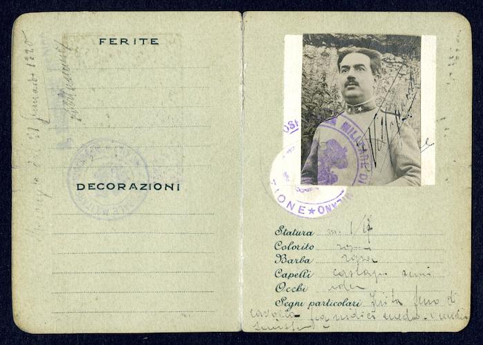Tessera di riconoscimento dell'Esercito italiano rilasciata al maggiore medico Vito Massarotti, 13 gennaio 1920 (Archivio Massarotti, b. 1, fasc. 20)